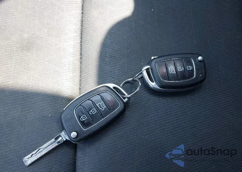 2016 Hyundai Tucson Se из США, поврежденный, VIN KM8J3CA49GU151660